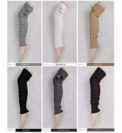 POMPOM LOVE Adorable Knee High Socks