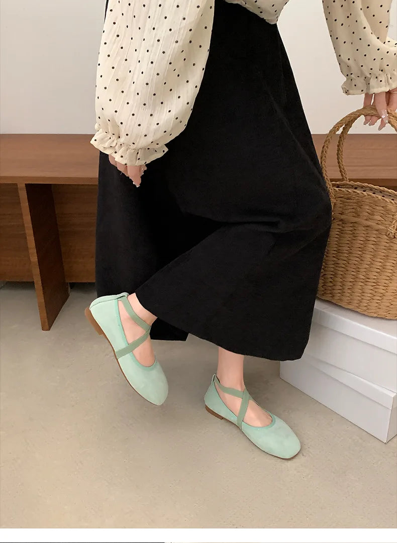 2024 New Spring Summer Flat Ballet Shoes Women's Shoes Retro Mary Jane Shoes Square Toe Shallow Mouth New Cross Women Loafers