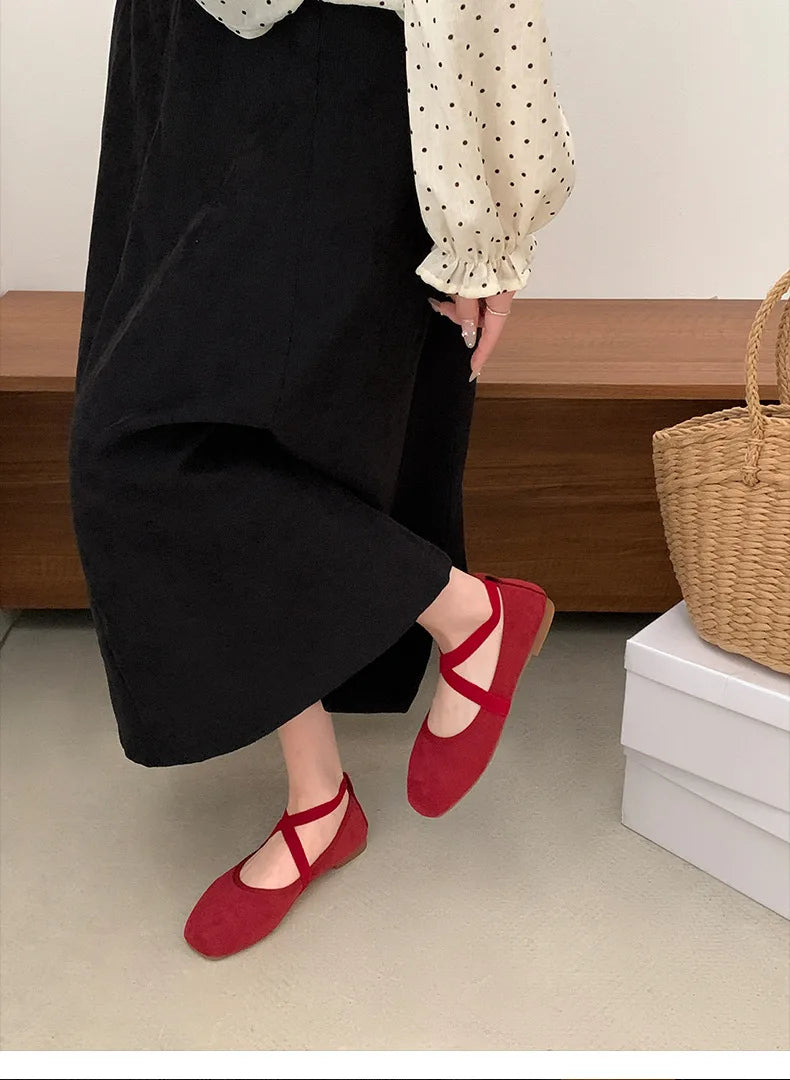 2024 New Spring Summer Flat Ballet Shoes Women's Shoes Retro Mary Jane Shoes Square Toe Shallow Mouth New Cross Women Loafers