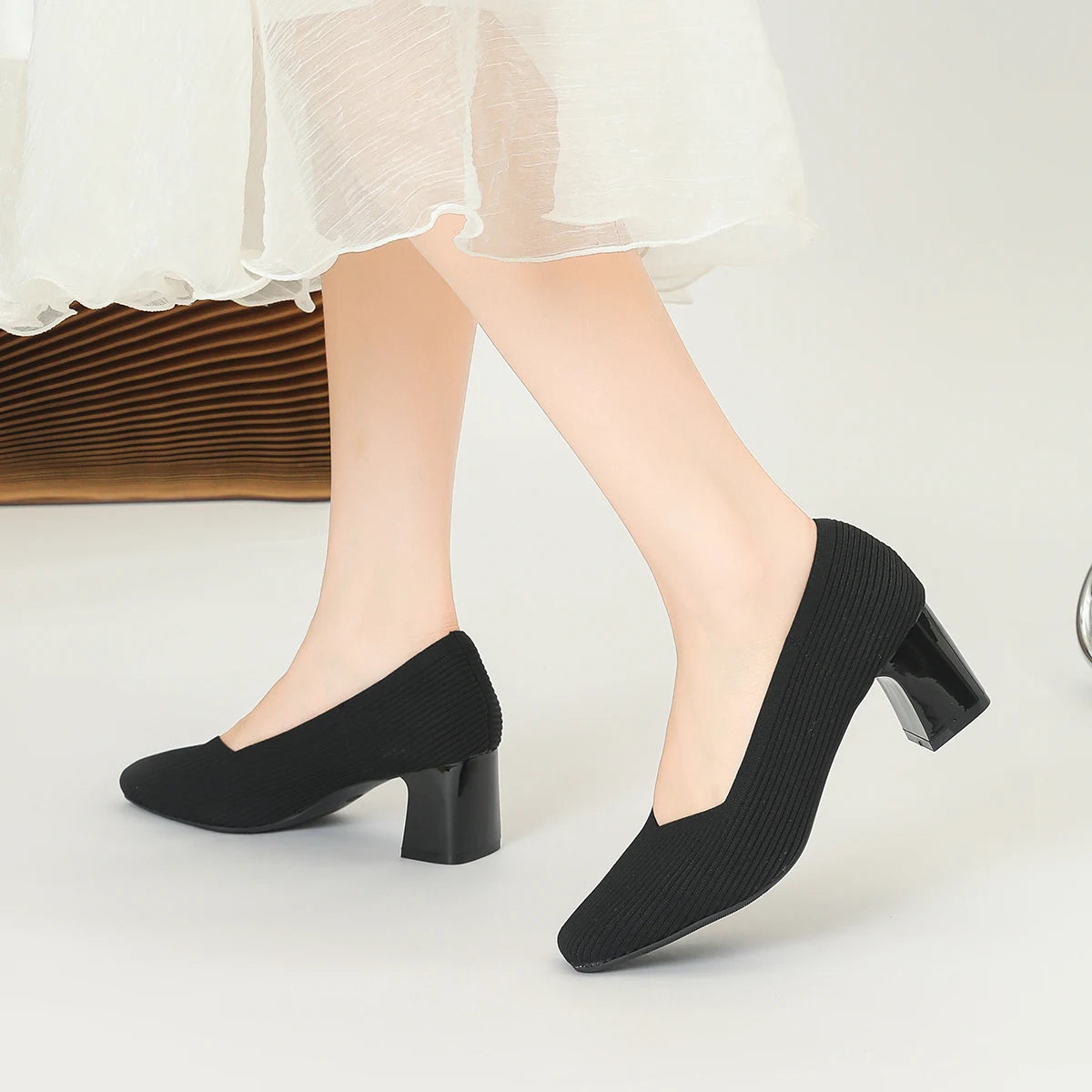 Women's High Heels Comfortable Square Knitted Breathable Comfortable Shoes 2025 Autumn New Edition (5cm High)
